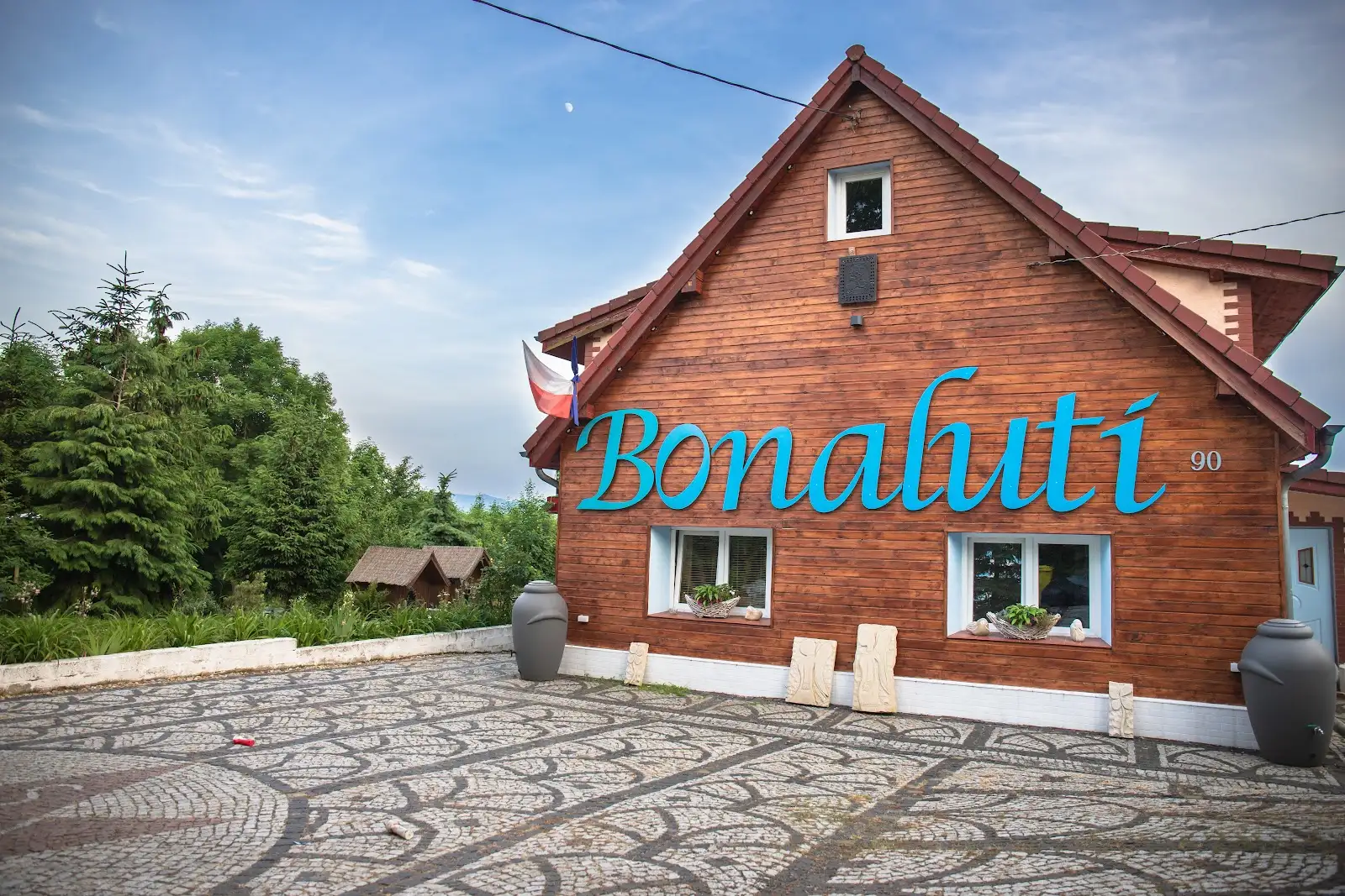 Bonaluti, zdjęcie nr 1